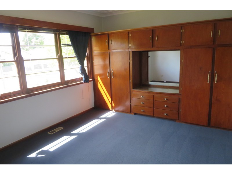 25 Thomas Street, Orange NSW 2800