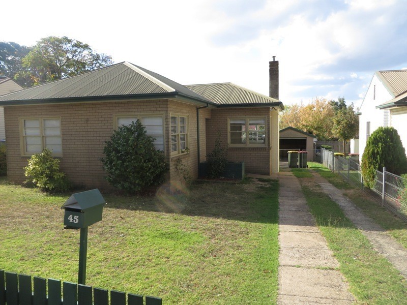 45 Tobruk Crescent, Orange NSW 2800