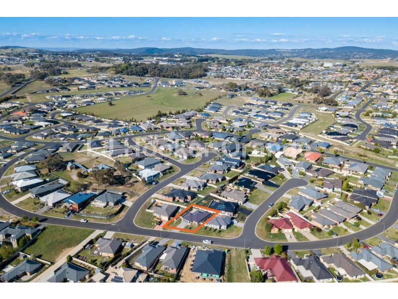 38 Brooklands Drive, Orange NSW 2800
