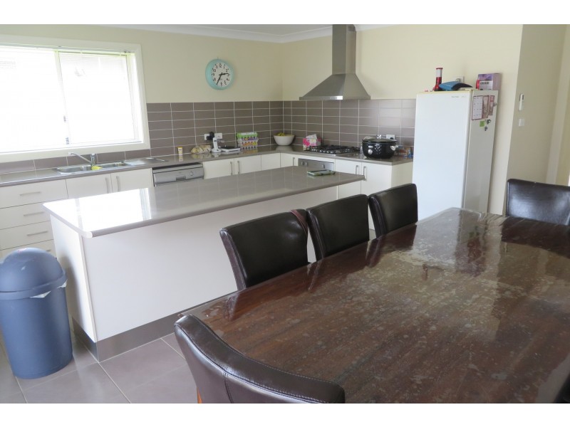 35 Jonathon Road, Orange NSW 2800