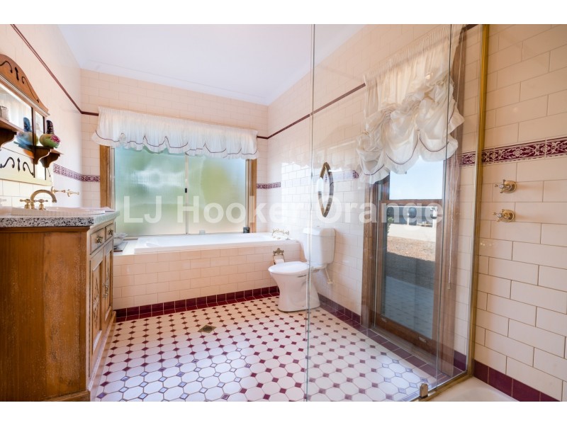 616 Forest Road, Orange NSW 2800