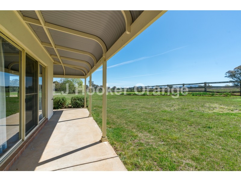 616 Forest Road, Orange NSW 2800