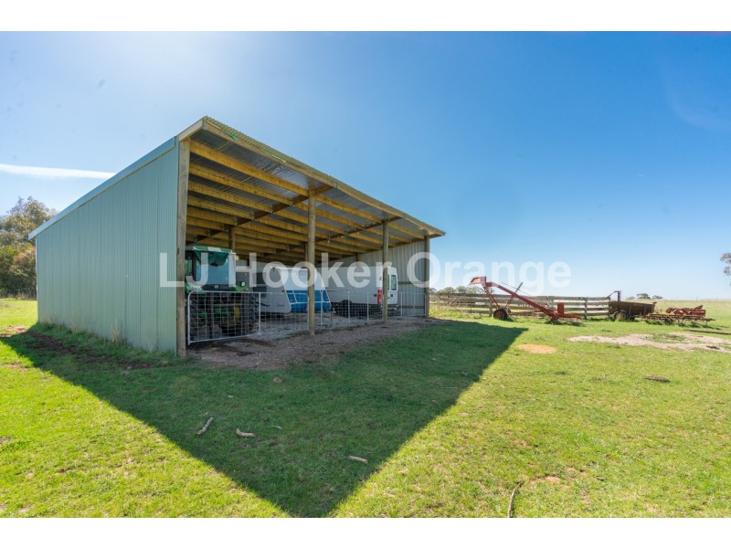 616 Forest Road, Orange NSW 2800