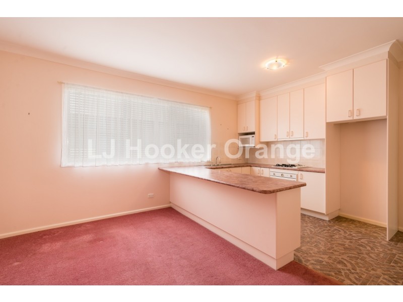 10 National Avenue, Orange NSW 2800