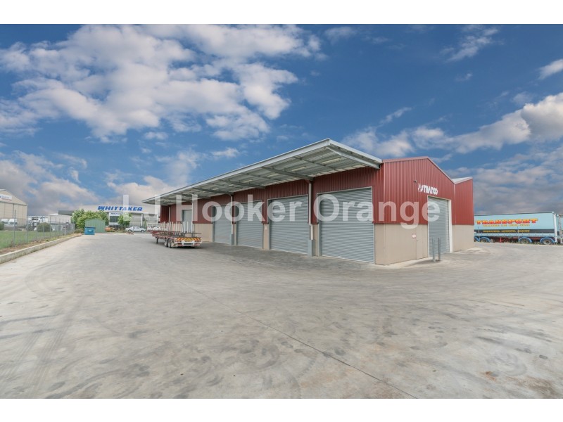 5 Colliers Avenue, Orange NSW 2800