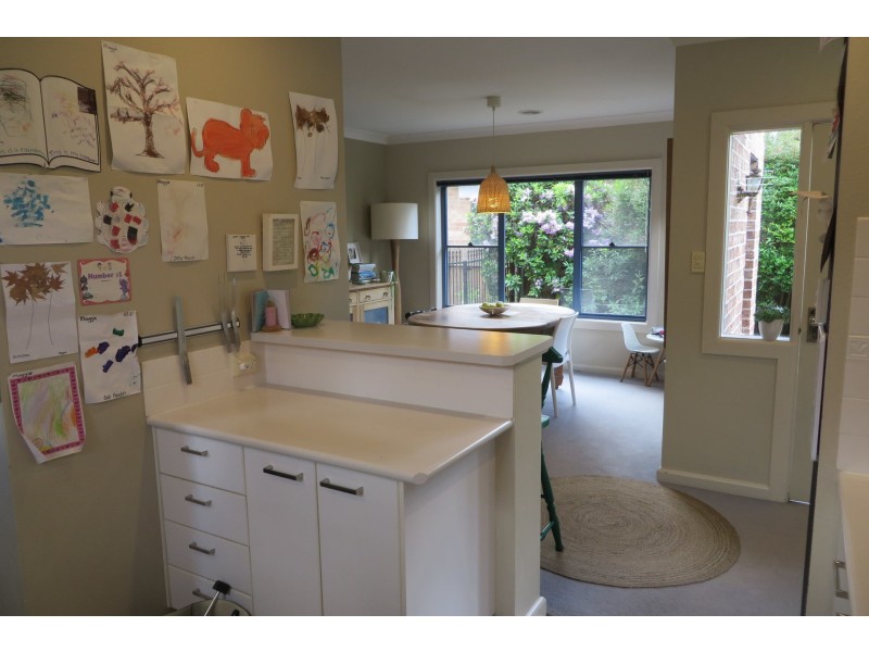 64 Sampson Street, Orange NSW 2800