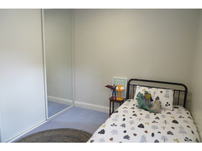 64 Sampson Street, Orange NSW 2800