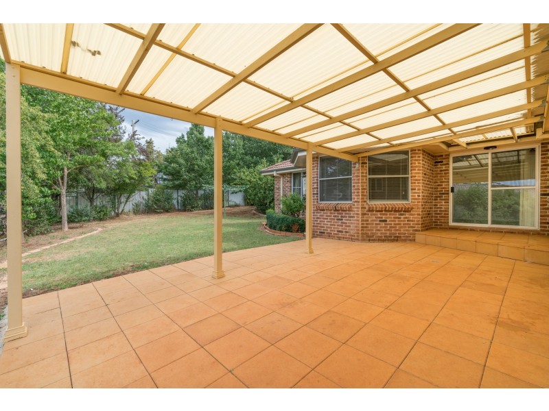 18 Casuarina Drive, Orange NSW 2800