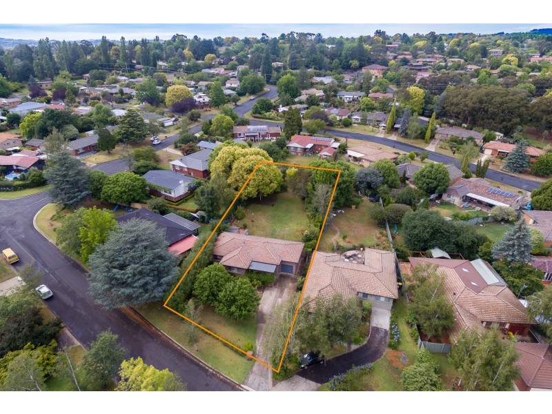 30 Yarawini Drive, Orange NSW 2800