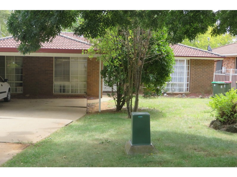33 Namatjira Crescent, Orange NSW 2800