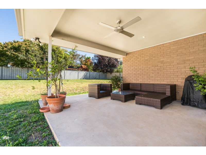 26 Robinson Court, Orange NSW 2800
