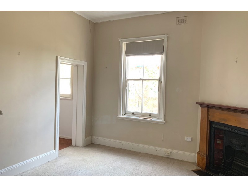60 March Street, Orange NSW 2800