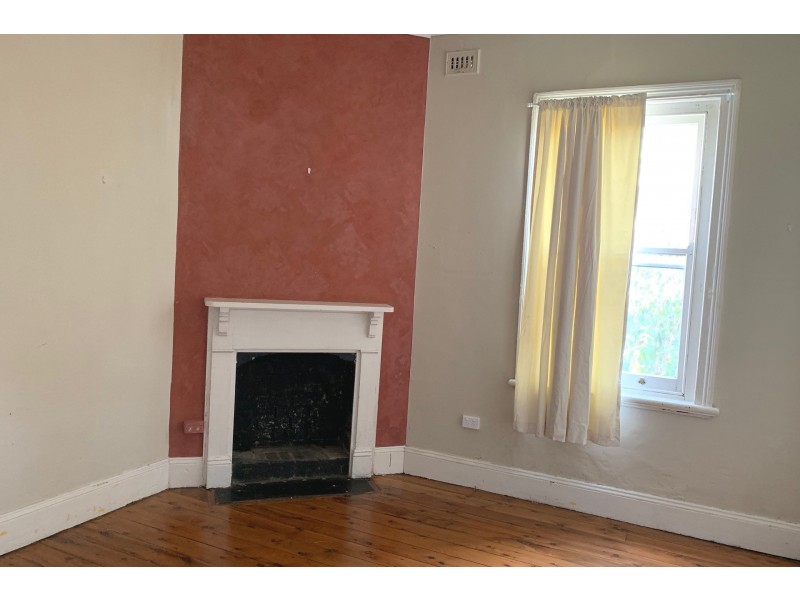 60 March Street, Orange NSW 2800