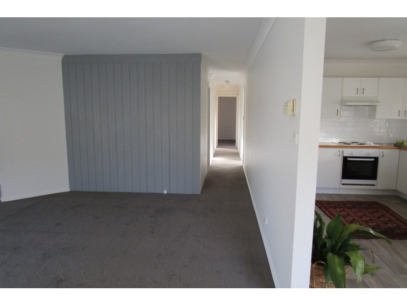 18 Crinoline Street, Orange NSW 2800