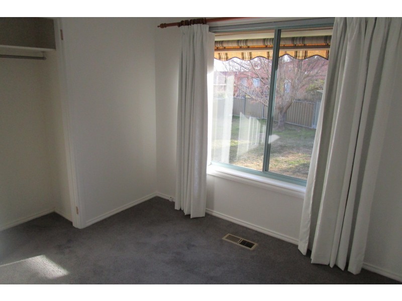 18 Crinoline Street, Orange NSW 2800