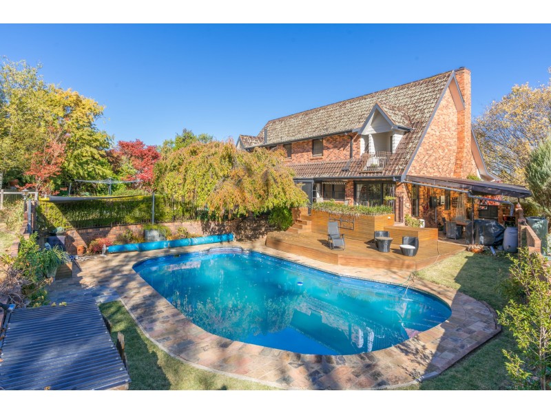 4 Yarawini Drive, Orange NSW 2800