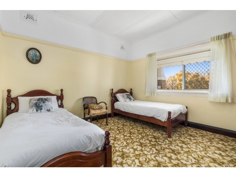 34 Allenby Road, Orange NSW 2800