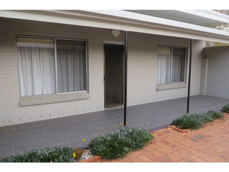 2/100 Kenna Street, Orange NSW 2800