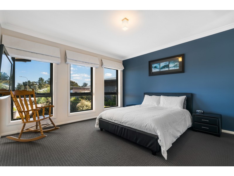 3 Bunya Close, Orange NSW 2800