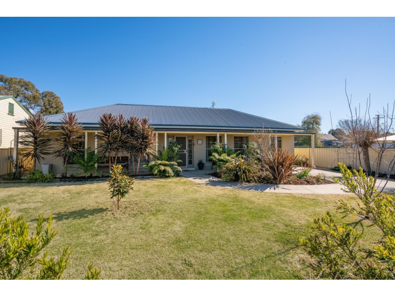 5 Grove Street, Spring Hill NSW 2800
