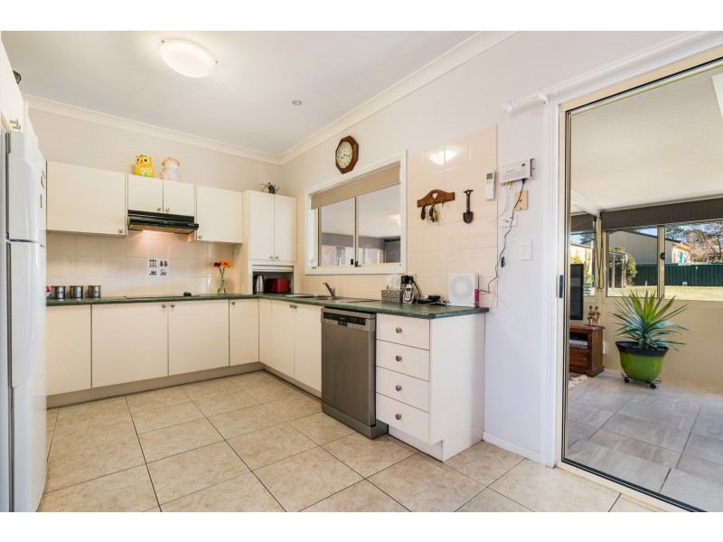 5 Grove Street, Spring Hill NSW 2800