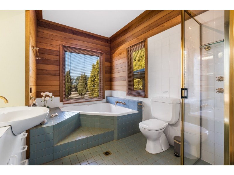 1162 Forest Road, Orange NSW 2800