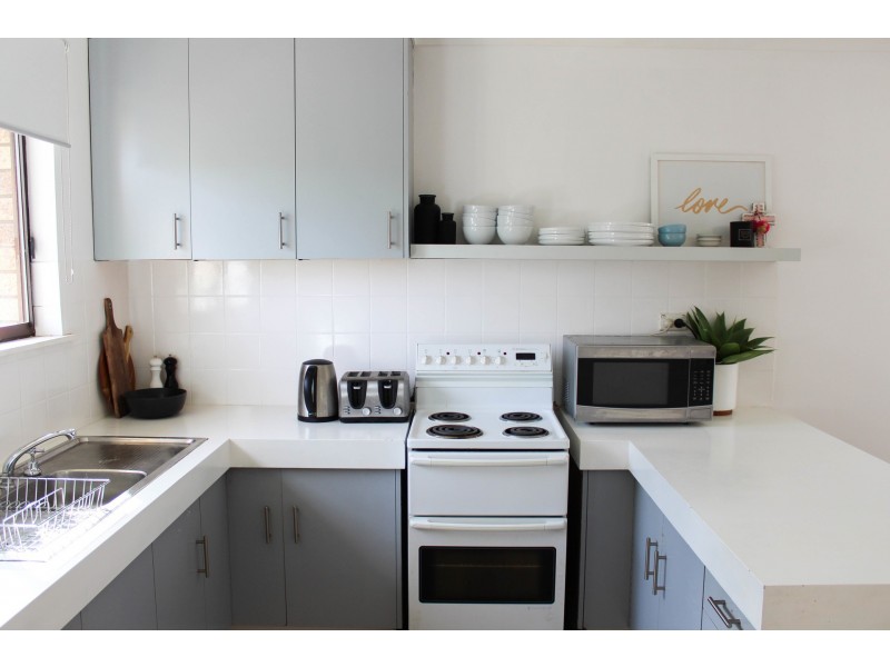 2/13 Anzac Place, Orange NSW 2800