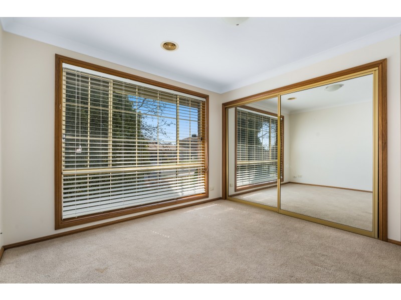 9 Ibis Crescent, Orange NSW 2800