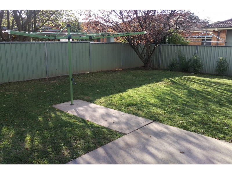 2/129 Sampson Street, Orange NSW 2800
