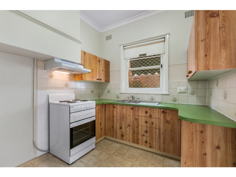 115 Lords Place, Orange NSW 2800