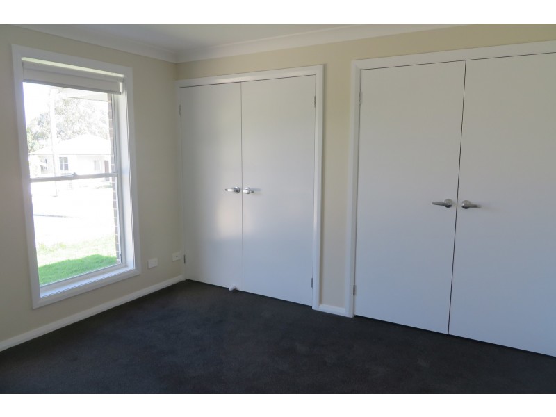 2/12 Wakeford Street, Orange NSW 2800