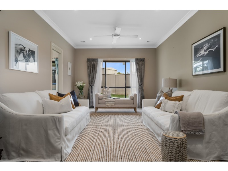 13 Speet Place, Orange NSW 2800