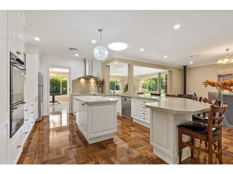 4 Mitchell Parade, Orange NSW 2800