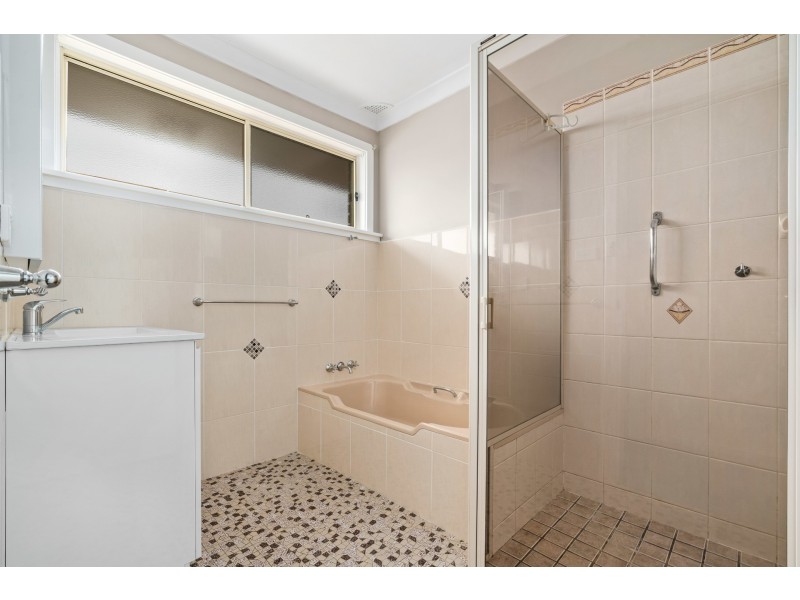 1 Cadogan Crescent, Orange NSW 2800