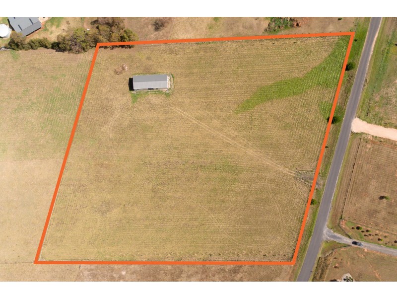 26 Charles Booth Way, Millthorpe NSW 2798