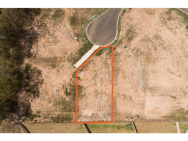 3 Queensbury Close, Orange NSW 2800
