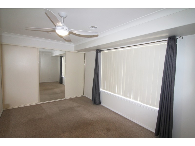 36 Quinlan Run, Orange NSW 2800