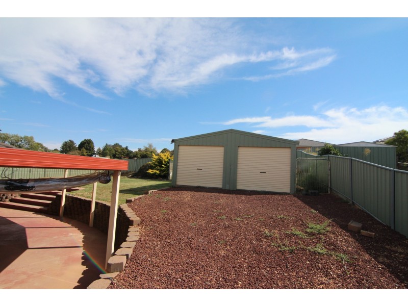 36 Quinlan Run, Orange NSW 2800