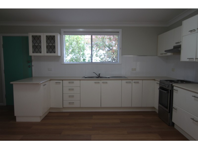 140 Sampson Street, Orange NSW 2800