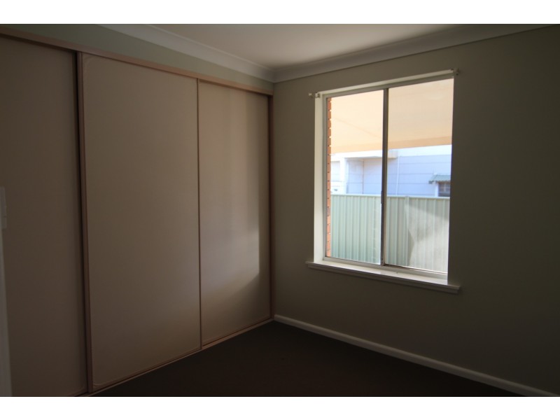 140 Sampson Street, Orange NSW 2800