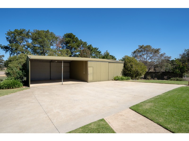 38 Kent Road, Orange NSW 2800