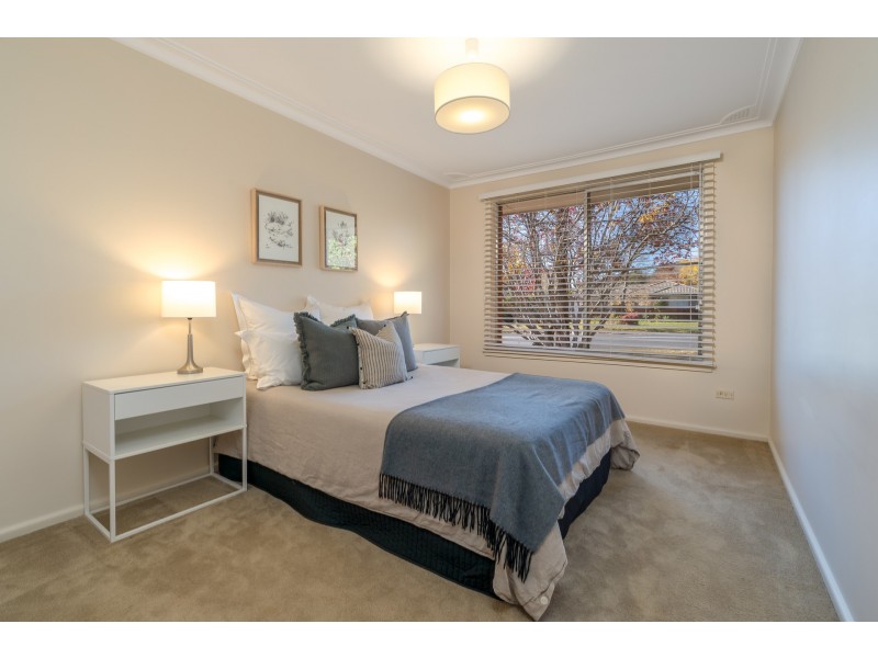 1 Birinta Place, Orange NSW 2800