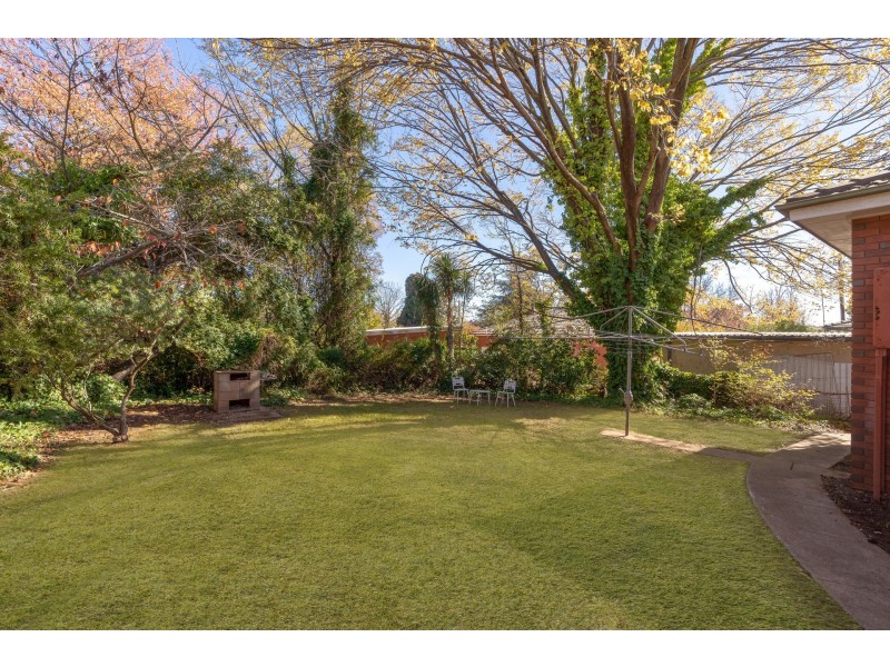 1 Birinta Place, Orange NSW 2800
