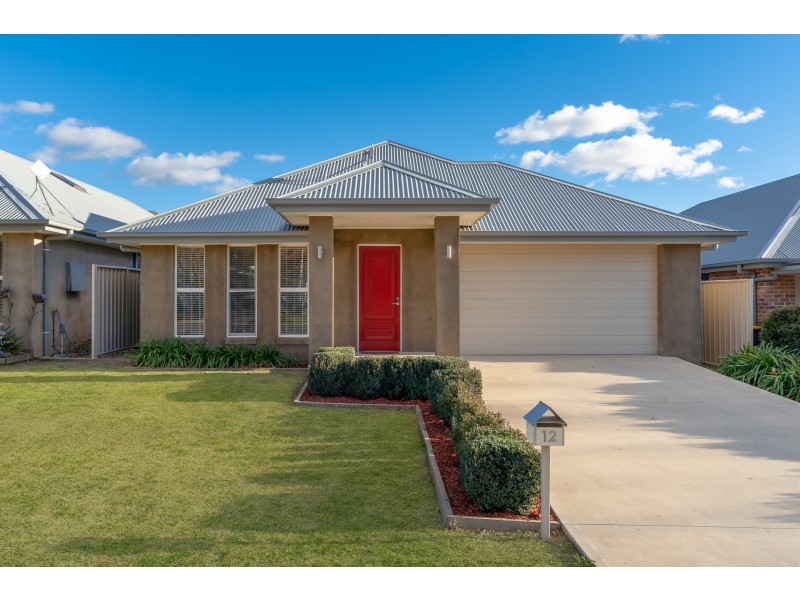 12 Elliott Street, Millthorpe NSW 2798
