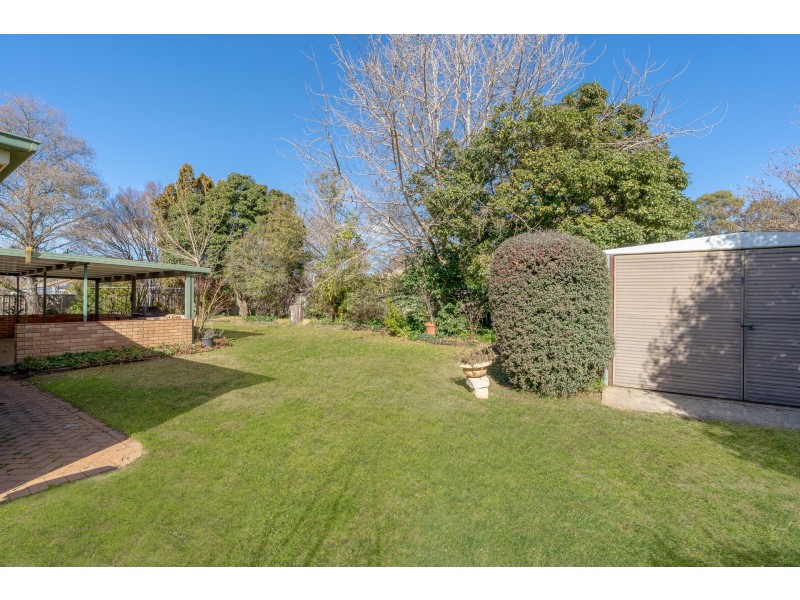 3 Brooke Place, Orange NSW 2800