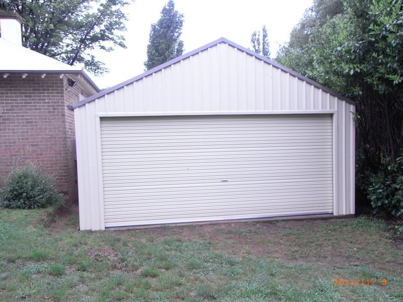 2 Clinton Street, Orange NSW 2800