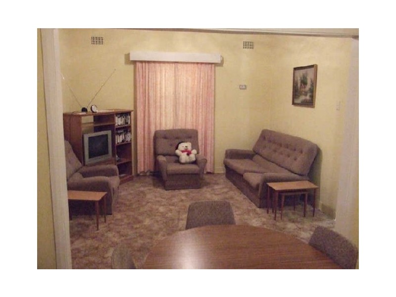 240 McLachlan Street, Orange NSW 2800