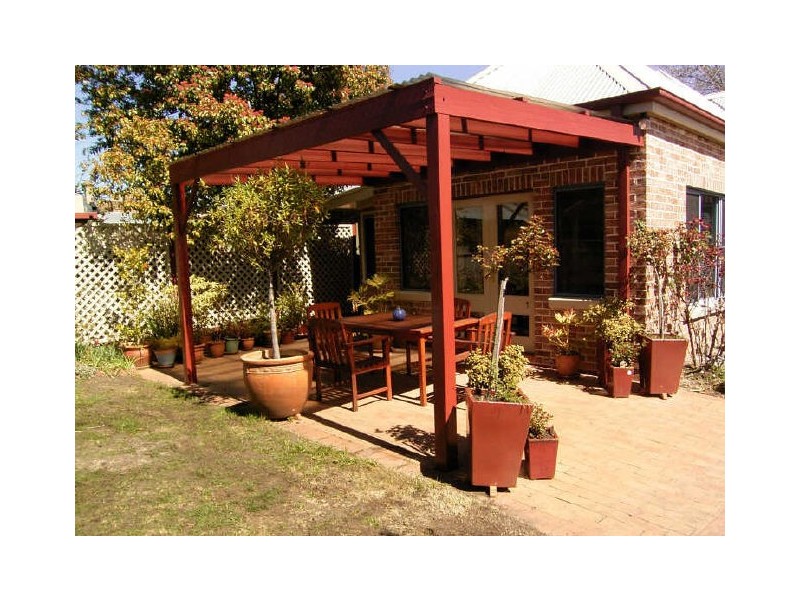 64 Sampson Street, Orange NSW 2800