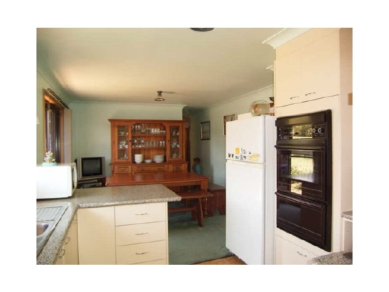 2 Anthony Crescent, Orange NSW 2800