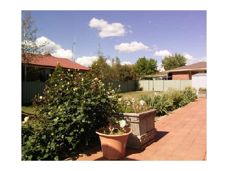 2 Anthony Crescent, Orange NSW 2800
